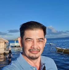 Masarap sariwain ang nakaraang panahon, dati rati ang baha ay hanggang  talampakan lang, wala pang boy kilay na masiba sa budget insertion. Bukas  pa at malayang nakakataya sa Jai Alai si Manang