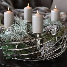 Aussergewohnlicher Leuchterkranz Corona Mit Passendem Stander Von Fink Living Deko Kranz Weihnachten Weihnachten Dekoration Weihnachtsdekoration