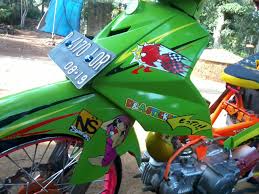 Para pemenang ajang ini, mendapat apresiasi uang tunai rp 12 juta bagi juara pertama, rp 8 juta bagi juara kedua, dan rp 5 juta bagi juara. Modifikasi Motor Vega R Kontes Mobiliobaru
