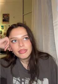 Kelly Kapoor Pretty Woman