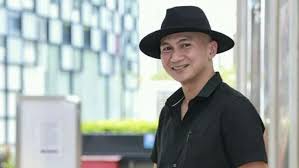 Dia kedapatan karena menggunakan narkoba. Bkzs2qzx2cicrm