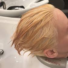 Apply to hair in the chosen technique and remove when you've achieved the right level of underlying pigment. Blonde Hair How To Dye Dark Hair To Bleach Blonde Safely