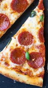 Homemade Pepperoni Pizza Better Than Delivery Life Made Simple Recipe Tea Time Food Classic Pepperoni Pizza Pepperoni Pizza