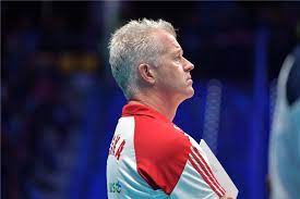 Heynen kariyerine memleketi kulübü noliko maaseik 'de voleybol koçu olarak başladı. Six Volleymob Articles That Show Vital Heynen Is A Genius Coach