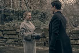 Tout ce qu'on veut voir dans cette série et d'intéressant à développer se retrouve autour du. Where The Handmaid S Tale Went Wrong