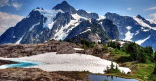 Gedio active lifestyle memberi minat kepada saya untuk berkecimpung dalam dunia hiking di malaysia. 7 Puncak Gunung Menakjubkan Di Indonesia Tertinggi Dilapisi Salju