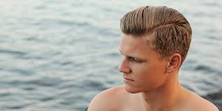 Arriva anche il momento giusto per un taglio capelli corti. Quale Taglio Capelli Uomo 2020 Corti E Di Tendenza Per Un Look Pazzesco