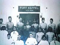 Images include hung chu ting and wong lian kui who later become leaders of the communist insurgency in sarawak following the successful hat yai peace accords between the mcp and the malaysian government in. Pandat And Similar Weapons Frankensaurus Com