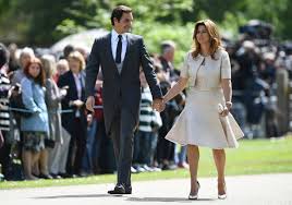 This is roger federer's official facebook page. Roger Federer Attends Pippa Middleton S Wedding With Wife Mirka Entertainment Tonight
