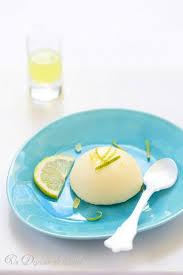 Semifreddo Al Limone Parfait Au Citron Et Limoncello Un Dejeuner De Soleil Recette Citron Recette Mousse Citron Recette Glace