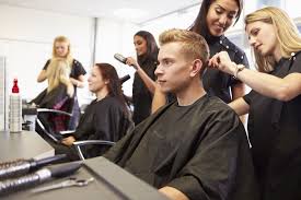 Dann sicher dir jetzt deinen persönlichen groupon friseur gutschein und lass dich von perfektem service und freundlichkeit umfangen. Tipps Fur Mehr Umsatz Als Friseur Selbststaendig De