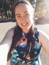 Does alcohol consumption slow down weight loss