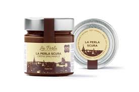 Alzi la mano chi non ama il cioccolato! La Perla Scura Crema Spalmabile Con Cacao E Nocciole Piemonte 32 Barattolo Vetro 200g La Perla Di Torino