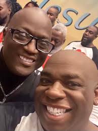 Aaron Arrington's Instagram, Twitter & Facebook