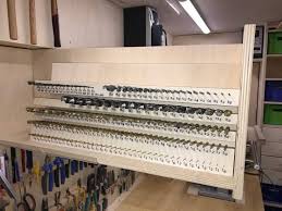 Schublade Fur Bohrer Im Ausgedienten Lichtschacht Bauanleitung Zum Selberbauen 1 2 D Apartment Storage Diy Garage Storage