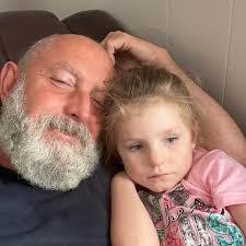 Louise Breedlove's Instagram, Twitter & Facebook