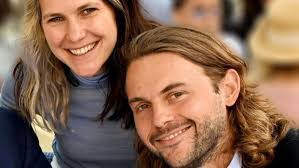 Andrea Laub's Instagram, Twitter & Facebook