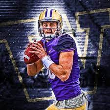 Washington Huskies Quarterback Jacob Eason College Football Players College Football Outfits College Football Gameday