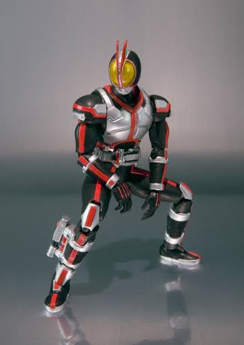 Mua bán (2ND + BOX XẤU RÁCH, TRẦY ĐÙI) SHF KAMEN RIDER FAIZ 1.0
