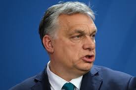 A rádióinterjúból orbán viktor egy részletet közösségi oldalán is megosztott. Orban Viktor Igy Valtozhat A Kijarasi Korlatozas Kezdete Es A Boltok Nyitvatartasa Terasz Femina