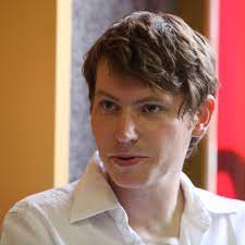 Herec je už trojnásobným otcem. David Svehlik Wikipedie