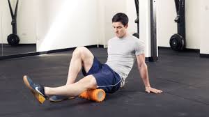 How to use a foam roller to warm up and cool down. How To Use A Foam Roller Self Myofascial Release Explained Coach