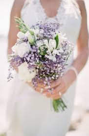 Trendy Lila Hochzeit Blumen Anordnung Mit Bildern Lila Hochzeit Hochzeit Blumenarrangements Blumenstrauss Hochzeit
