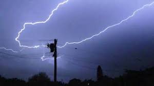 0 to 2 mm chance of any rain: Intense Winter Thunderstorm Produces 313 000 Strikes Over Western Australia S South West
