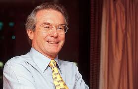 El cuestionado político que hoy tiene en apuros al expresidente Uribe