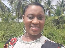 Lorraine Payne's Instagram, Twitter & Facebook