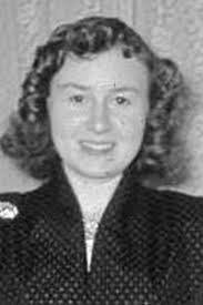 Maxine Sargent's Instagram, Twitter & Facebook