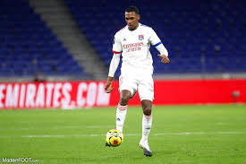 Mais d'après as, le brésilien de 33 ans, sous contrat jusqu'en 2022, n'envisagerait pas un départ de la maison blanche. Ol Marcelo Contredit Le Club Et Va Clarifier Les Choses
