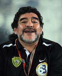 Er spielte auf der position атак. Diego Maradona Simple English Wikipedia The Free Encyclopedia