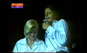Actualmente tiene 34 años , vive en españa y no mantiene contacto con 'el sol'. Hermano De Luis Miguel Es Hijo De El Negro Durazo Asegura De Icaza