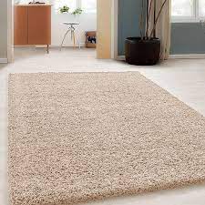 hoogpolig vloerkleed solid beige zorgt voor zachte en warme voeten in 2021 vloerkleed vloerkleed beige vloerkleed kopen