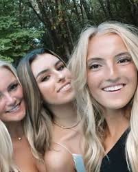 Hi!! I'm Ella Thorkelson from Hastings, Minnesota. I will be attending St.  Thomas in the fall and I plan