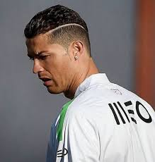 Şimdi hasta erik'in annesini konuşuyor. Cristiano Ronaldo Sac Modelleri Bakimli Kadin