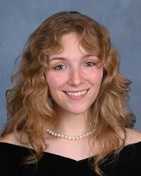 Senior Spotlight: Isabelle Saunders