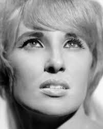 Mom was so beautiful 💗