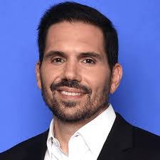 Bryan Lizardo's Instagram, Twitter & Facebook