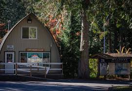 Located on the edge of cultus lake, in cultus lake provincial park, they have levelled entry ways and ramps and include heating, lighting and a power outlet (110 volts). Visitor Services Cultus Lake Park