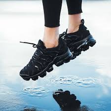 Nike Air Vapormax Plus Sneakers Men Fashion Black Nikes Mens Shoes Sneakers