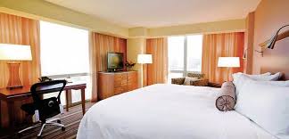 Featuring a gym, a sauna and a terrace, hotel essex chicago offers accommodation in the vicinity of the loop. Chicago S Essex Inn Chicago Gunstig Buchen Its
