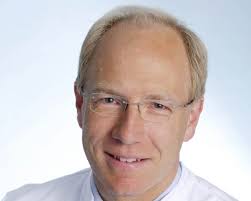 November tritt Privatdozent Dr. Rolf Weidenhagen die Nachfolge von Dr. Hans ...