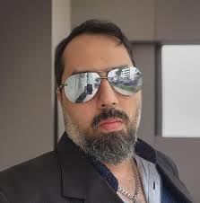 Shane Gill's Instagram, Twitter & Facebook