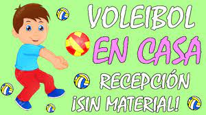 La pelota es una fuente infinita de juegos que van más allá de las pruebas deportivas. Practica Voleibol Desde Casa Y Sin Material Mejora La Recepcion De Balon Educacion Fisica En Casa Youtube