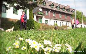 Die abzweigung zu unserem haus finden sie auf der strecke zwischen reichenhausen und frankenheim, in der thüringischen rhön. Berghotel Eisenacher Haus Und Noah S Segel Ein Besuch Lohnt Immer Rhonkanal Schafe Videos Online