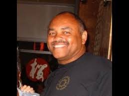 Douglas Rutherford's Instagram, Twitter & Facebook