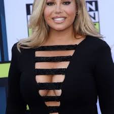 Born janney marín rivera on 26th june, 1985 in los angeles, california, usa, she is famous for jenni rivera presents: Chiquis Rivera Tour Announcements 2021 2022 Notifications Dates Concerts Tickets Songkick