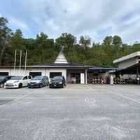 Dengan memiliki agama seseorang akan selalu berada pada jalan kebaikan dan kebenaran yang dapat. Pejabat Agama Islam Daerah Hulu Selangor Government Building